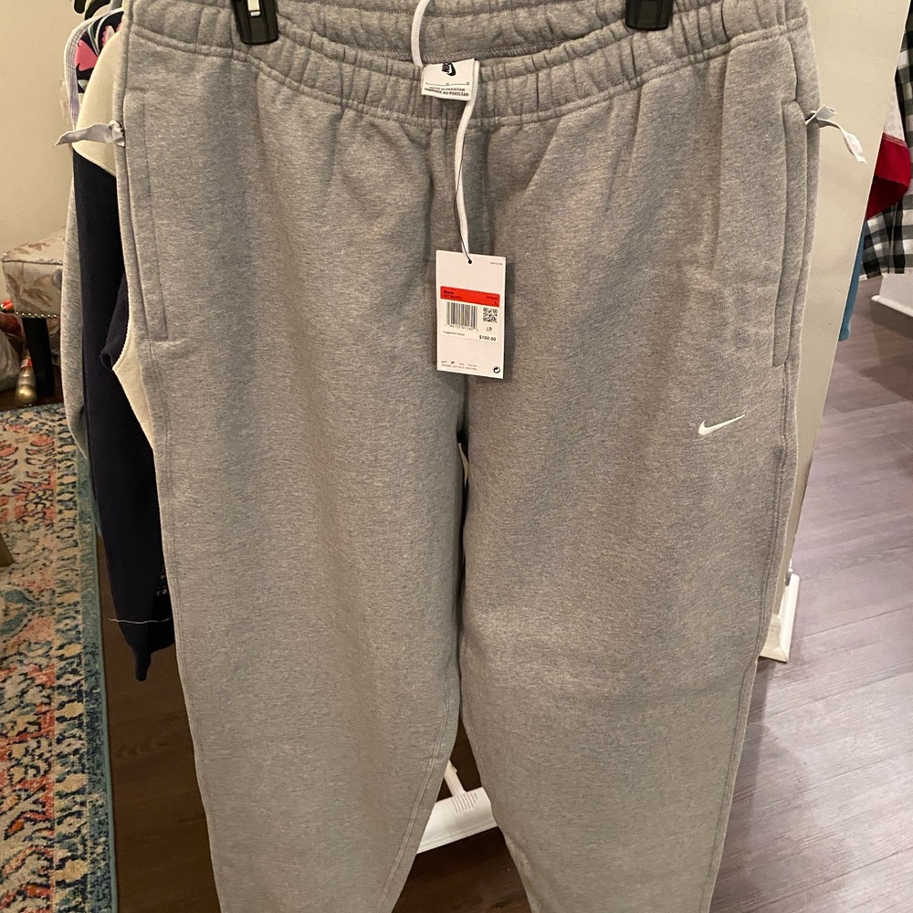 Nike Mens Light Gray Joggers Sweats